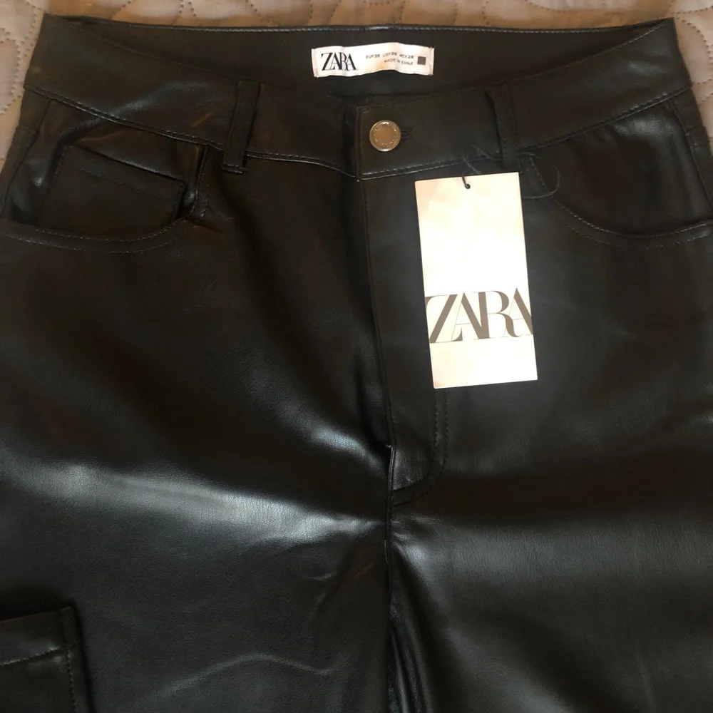 Zara faux leather pants. - Picture 2 of 7